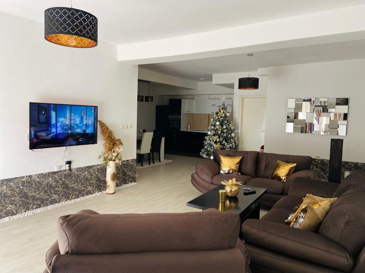 Gold Luxury Apartment Kumanovo Kültér fotó